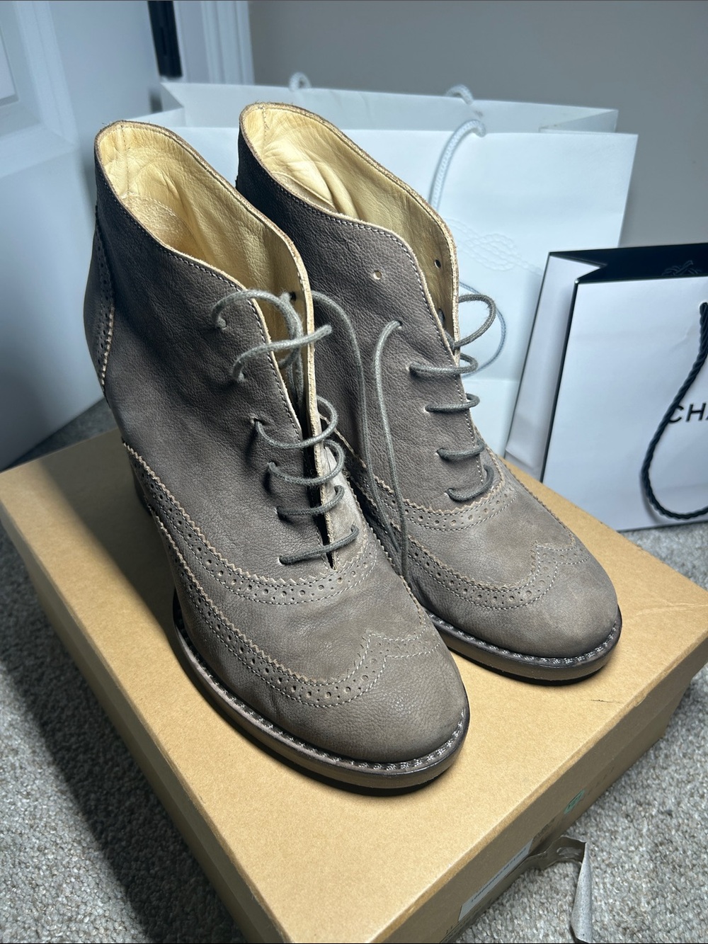 Brunello Cucinelli Gray Suede Lace-Up Wingtip Ankle Boots